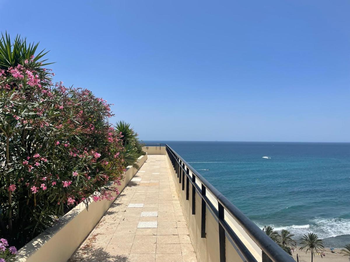 Marbella Centre Beachfront & Pool Extérieur photo
