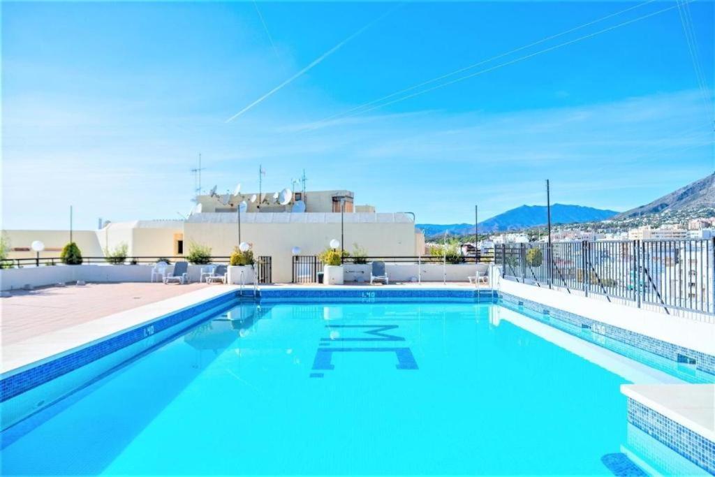 Marbella Centre Beachfront & Pool Extérieur photo