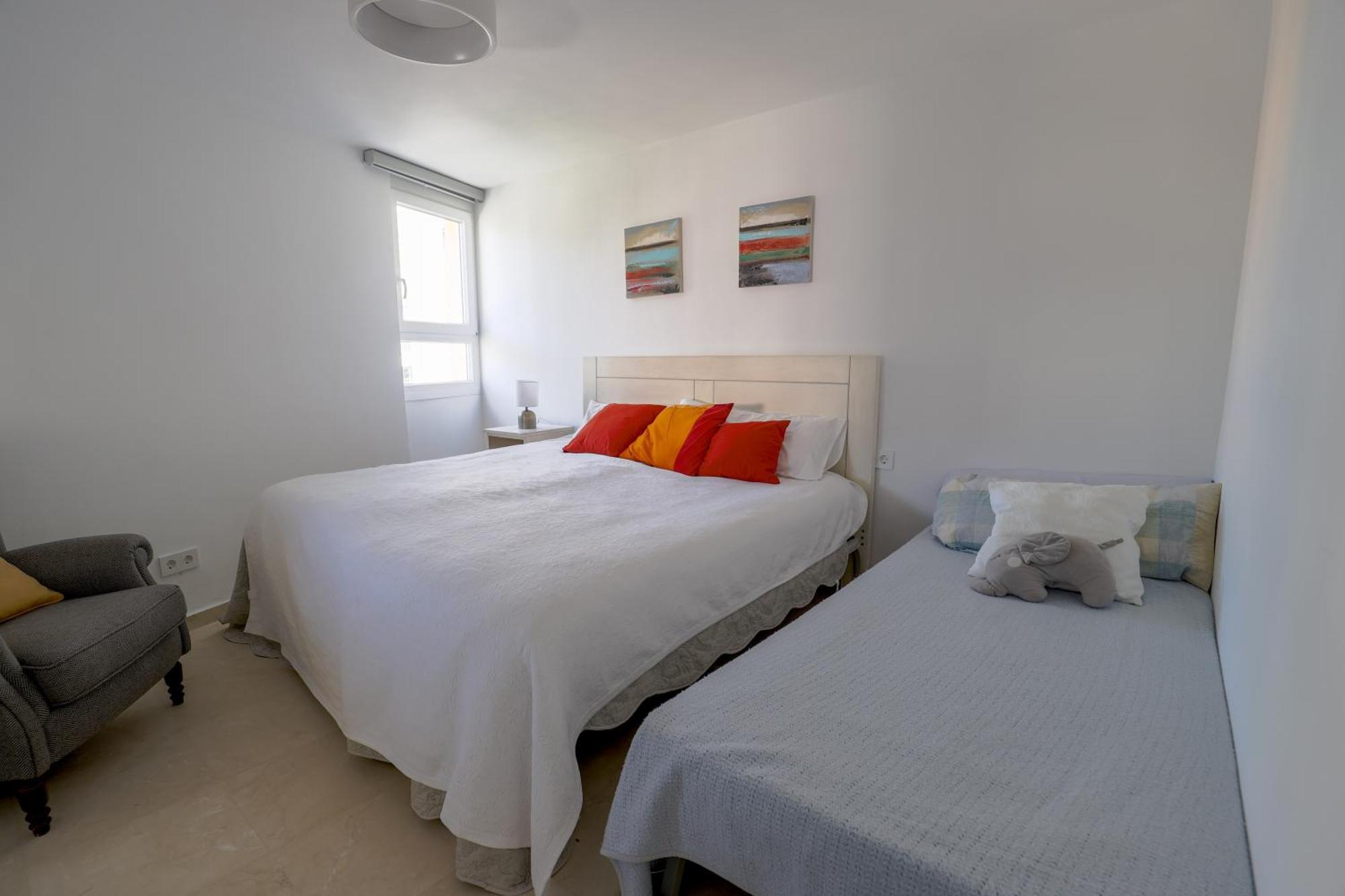 Marbella Centre Beachfront & Pool Extérieur photo
