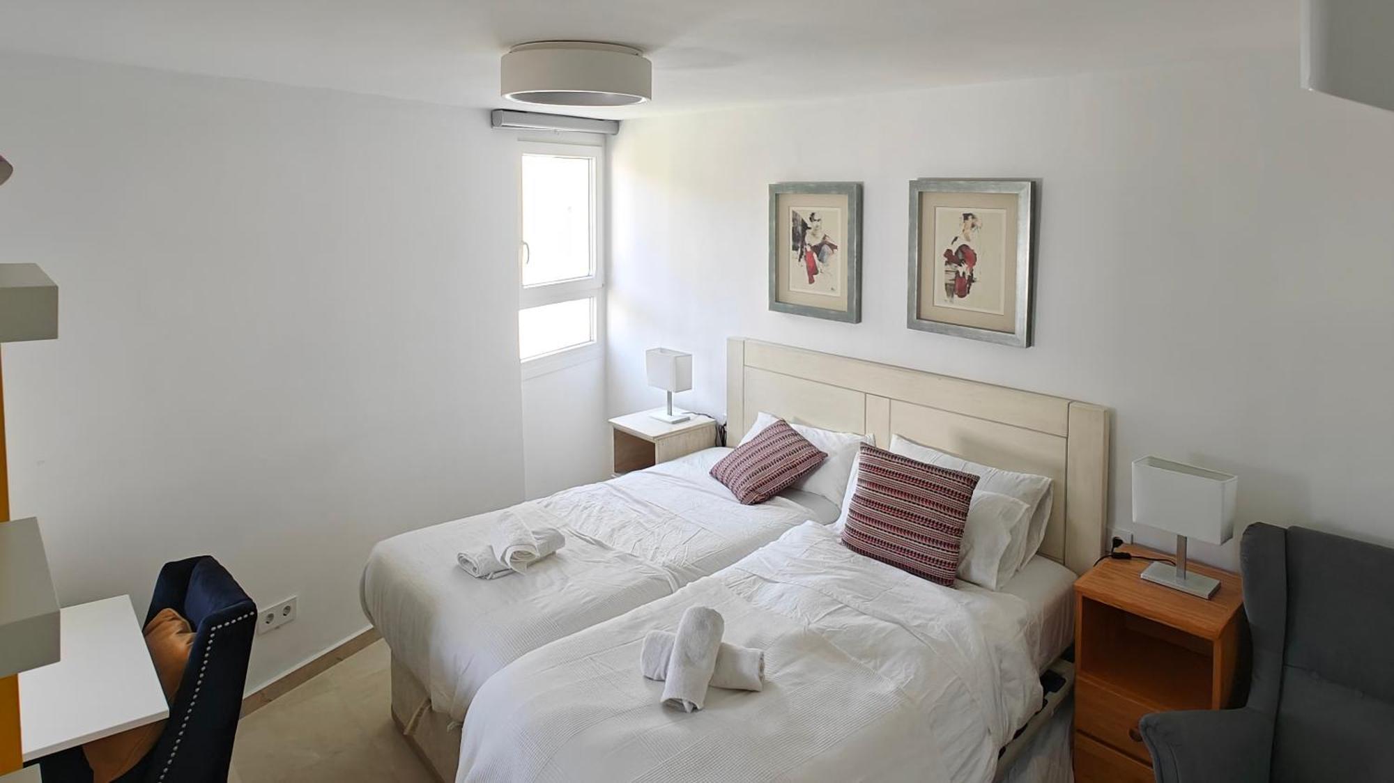 Marbella Centre Beachfront & Pool Extérieur photo